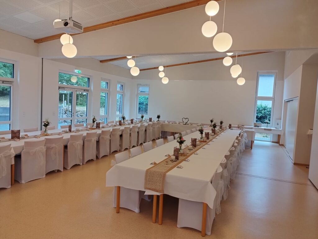 Gemeindehaus Windecken innen